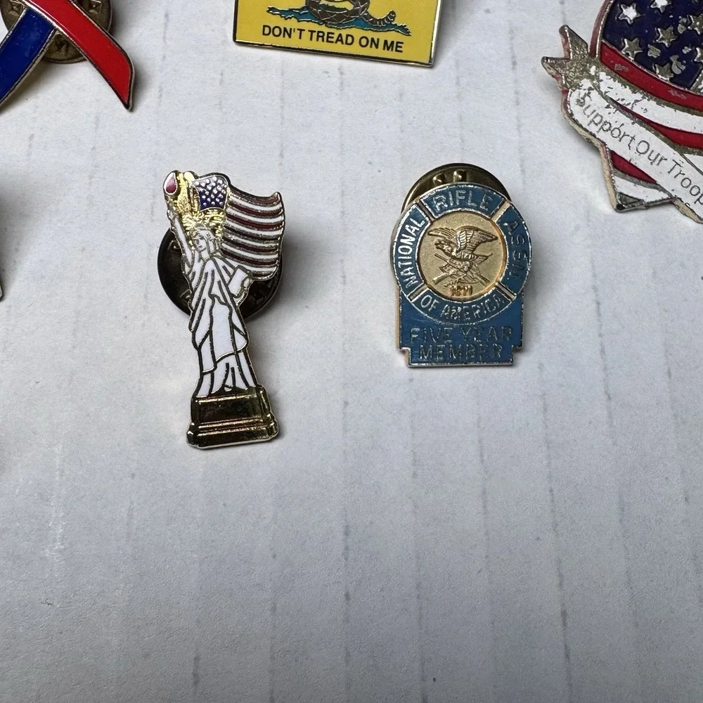 VTG Lapel Pins US Military MAGA NRA AIR FORCE FIDF WWP USA 9-11 Liberty Patriot+